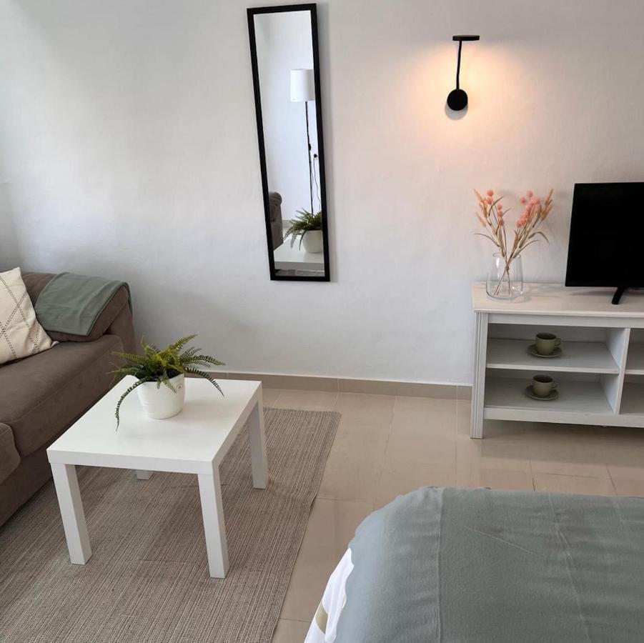 Ferienwohnung Precioso Estudio Palmeras Con Vistas Al Mar Fuengirola Exterior foto
